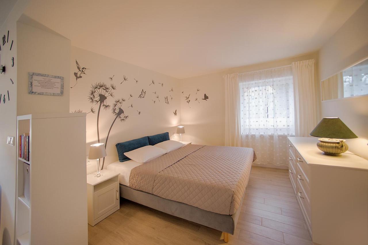 Apartamenty Sjesta River Kudowa-Zdrój Exteriör bild