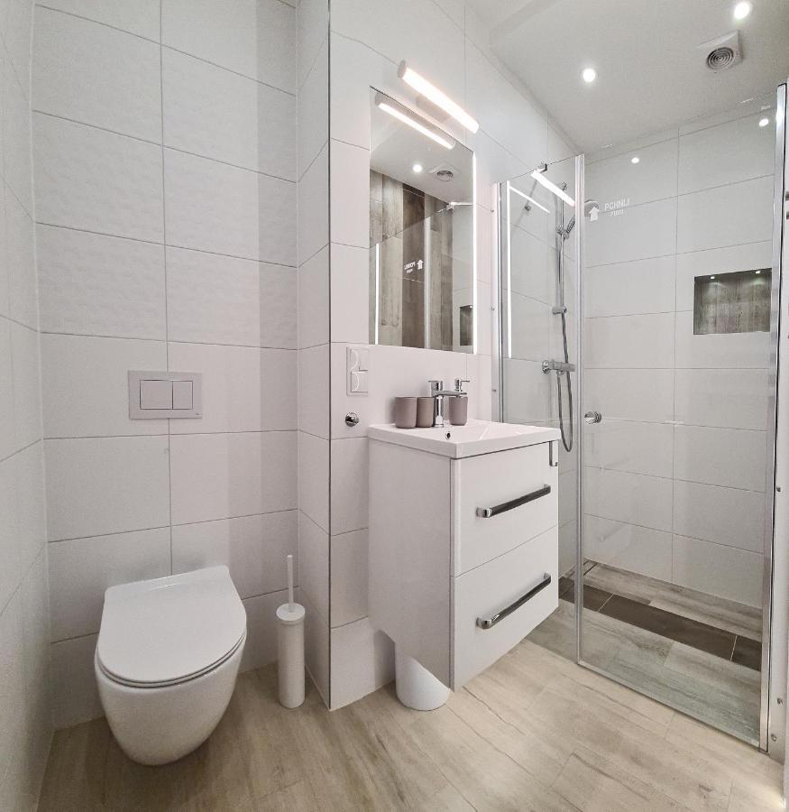 Apartamenty Sjesta River Kudowa-Zdrój Exteriör bild